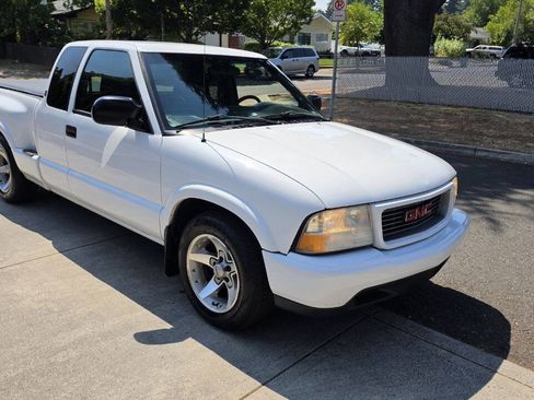 Used 2001 GMC Sonoma 2WD Extended Cab image 3