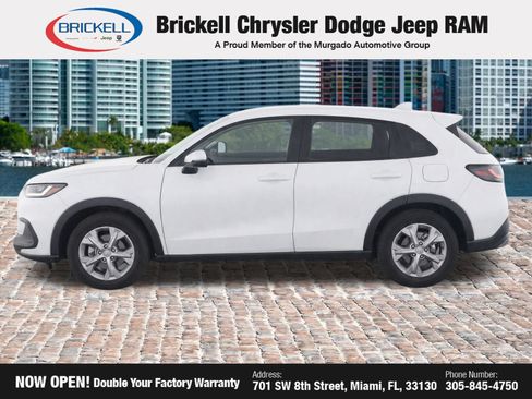 Used 2023 Honda HR-V LX image 6