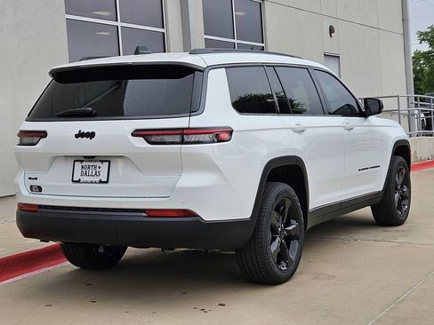 New 2026 Jeep Grand Cherokee L Limited AWD/4WD image 3