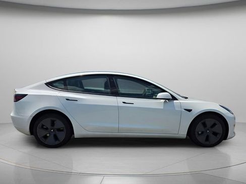 Used 2023 Tesla Model 3 Standard Range RWD image 7