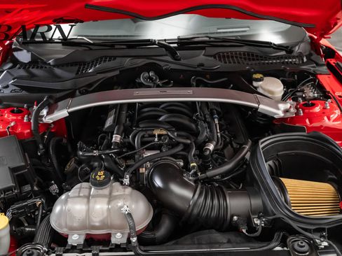 Used 2016 Ford Mustang Shelby GT350 w/ Track Package image 46