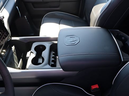 New 2027 RAM 3500 Laramie AWD/4WD image 25