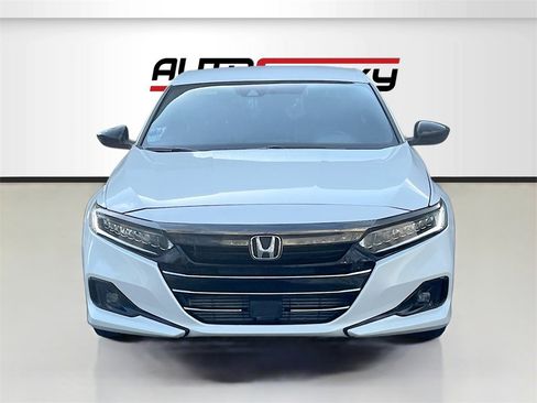 Used 2022 Honda Accord Sport image 2