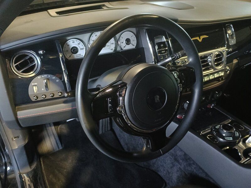 Used 2014 Rolls-Royce Ghost RWD image 22