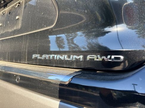 Used 2025 Toyota Highlander Platinum image 64