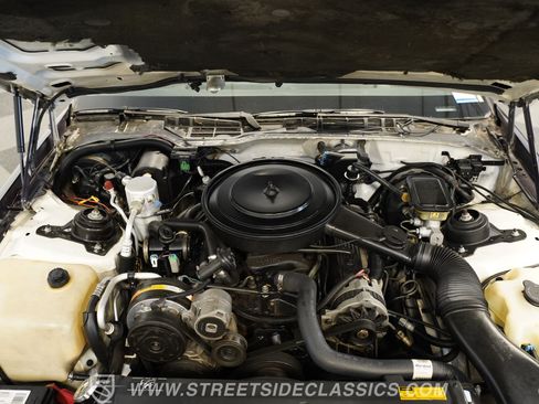 Used 1989 Chevrolet Camaro RS RWD image 4