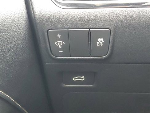 Certified 2025 Kia K5 GT-Line image 18