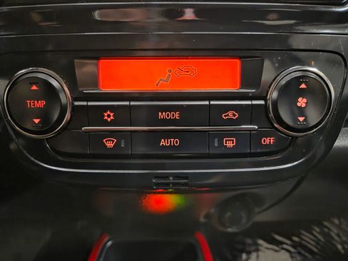 Used 2020 Mitsubishi Mirage LE image 27