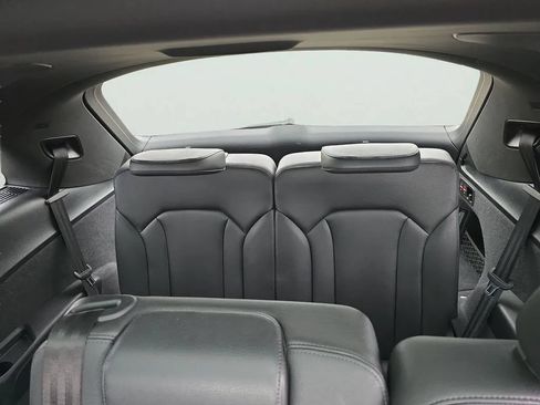 Used 2019 Audi Q7 3.0T Premium Plus w/ Premium Plus Package AWD/4WD image 13
