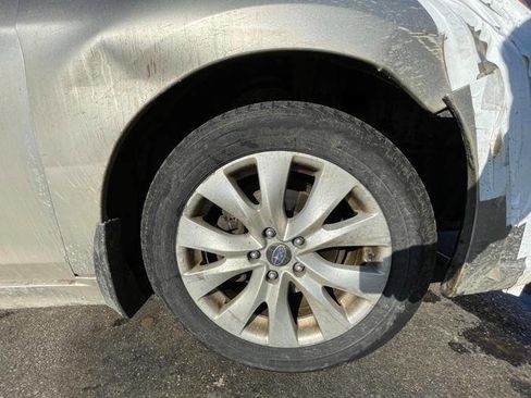 Used 2016 Subaru Legacy 2.5i Premium image 19