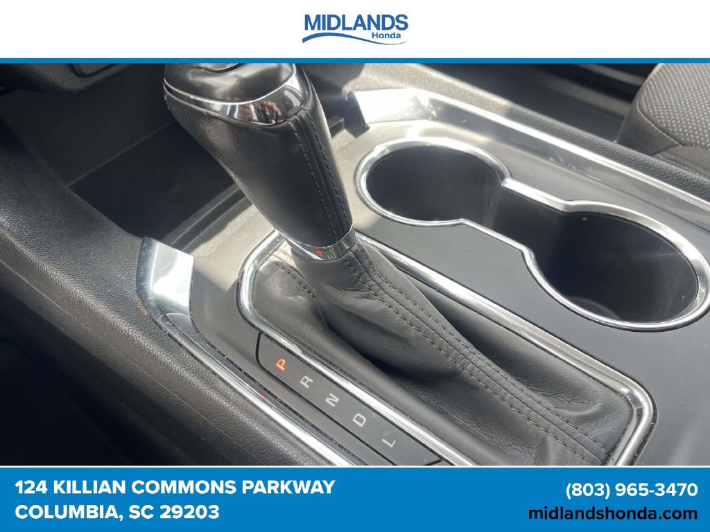 Used 2020 Chevrolet Traverse LT FWD image 30