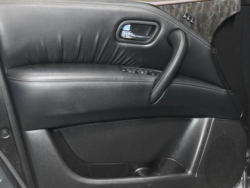 Certified 2024 Nissan Armada Platinum w/ Captain's Chairs Package image 4