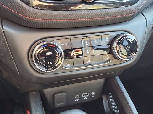 Certified 2023 Chevrolet TrailBlazer RS w/ Convenience Package image 32