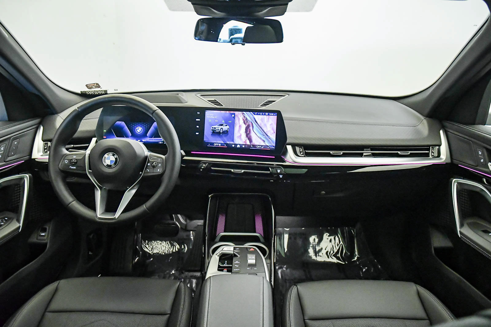 Used 2026 BMW X2 xDrive28i w/ Technology Package AWD/4WD image 14