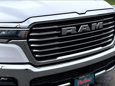 Used 2025 RAM 1500 Laramie AWD/4WD image 28