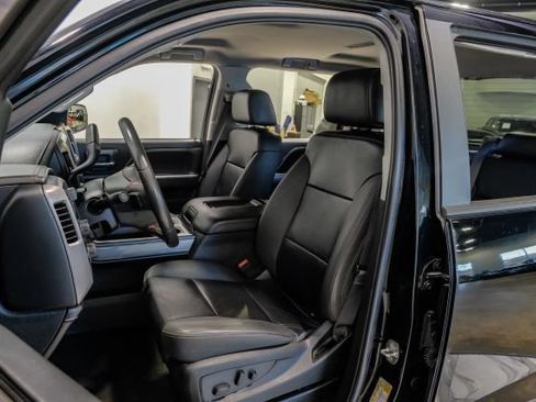 Used 2017 GMC Sierra 1500 SLT w/ All Terrain X Package AWD/4WD image 43