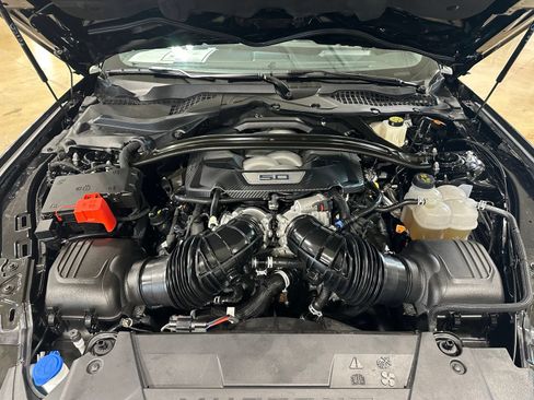 Used 2025 Ford Mustang GT Premium w/ GT Performance Package RWD image 40