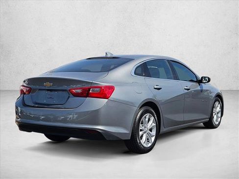 Used 2023 Chevrolet Malibu LT FWD image 5
