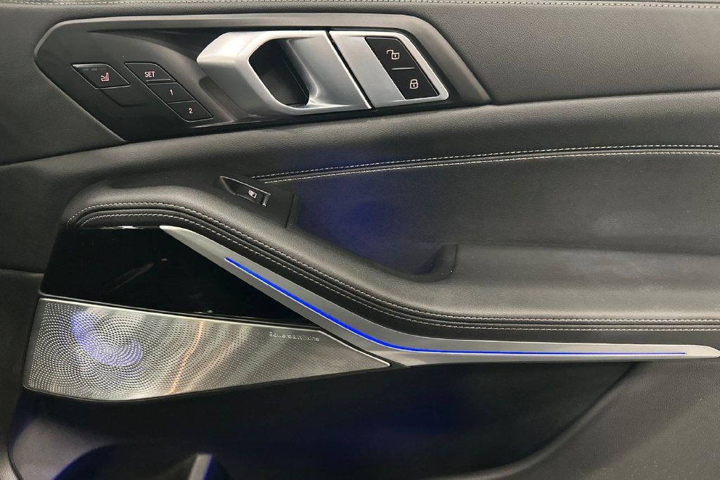 Certified 2024 BMW X5 M60i AWD/4WD image 20