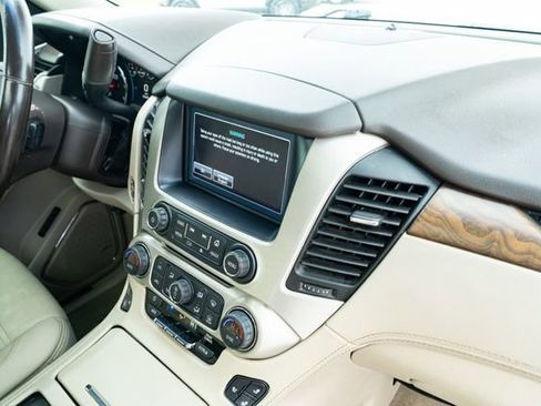Used 2019 GMC Yukon Denali w/ Denali Ultimate Package AWD/4WD image 45