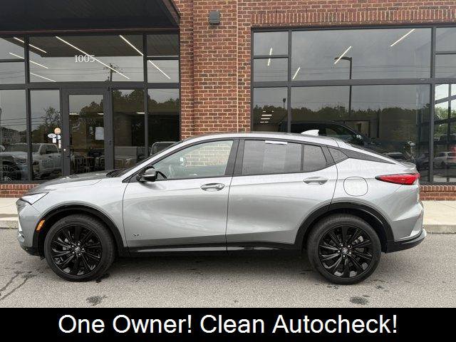 Used 2025 Buick Envista Sport Touring w/ Convenience I Package FWD image 3