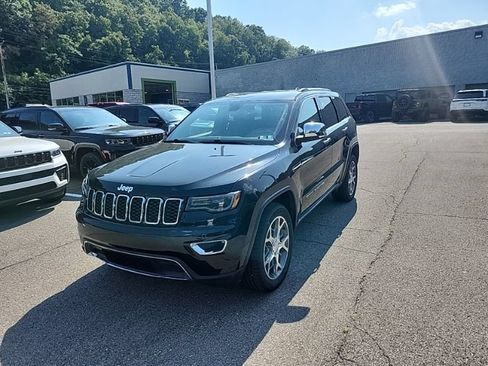 Used 2020 Jeep Grand Cherokee Limited w/ Premium Lighting Group AWD/4WD image 3