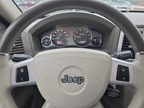 Used 2008 Jeep Grand Cherokee Limited w/ Trailer Tow Group IV RWD image 20