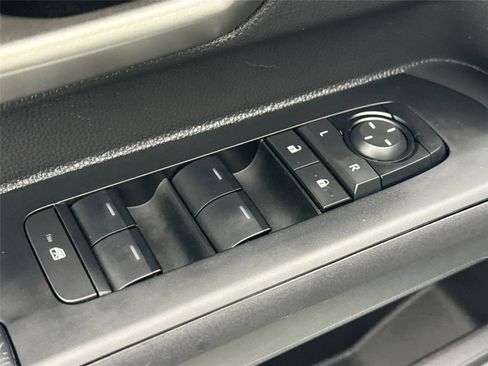 Certified 2025 Toyota Tacoma TRD Sport image 29