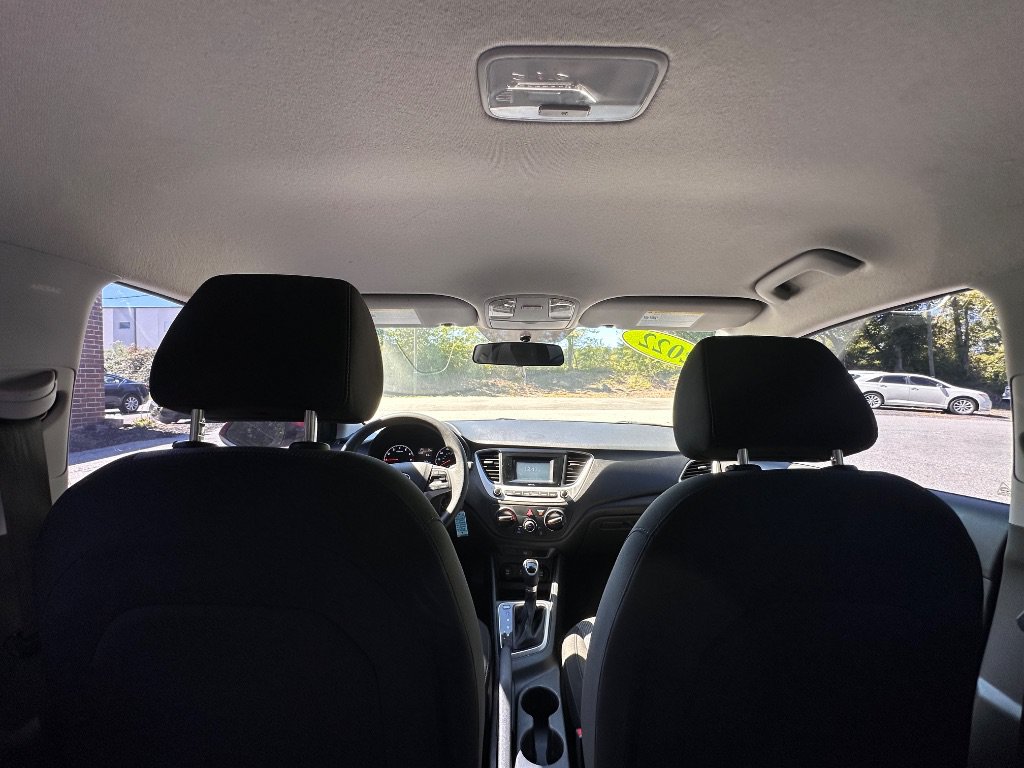Used 2022 Hyundai Accent SE FWD image 25