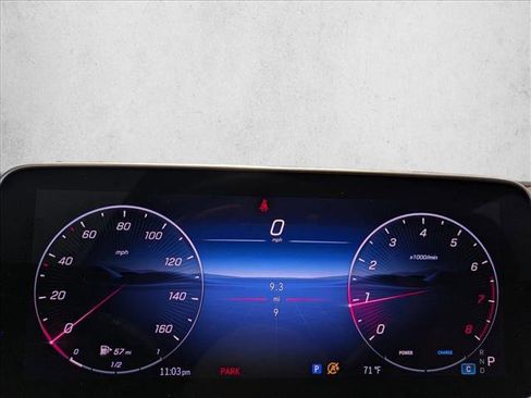 Used 2025 Mercedes-Benz C 300 4MATIC Sedan image 11