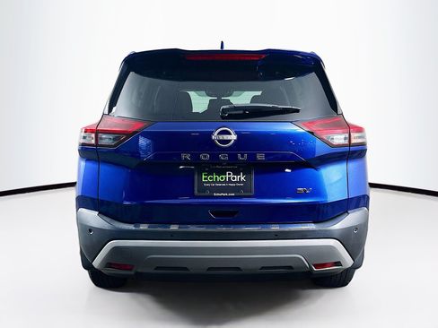 Used 2023 Nissan Rogue SV w/ SV Premium B Package FWD image 7