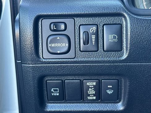 Used 2022 Toyota 4Runner Limited image 33