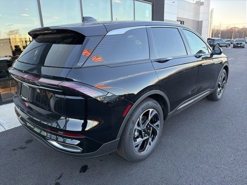 New 2026 Lincoln Nautilus Premier w/ Equipment Group 102A image 3