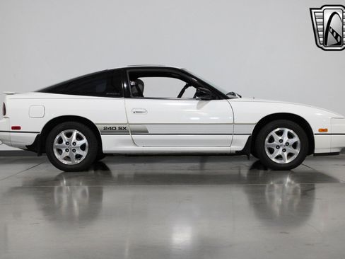Used 1991 Nissan 240SX Hatchback image 24