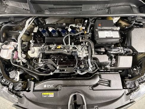 Certified 2025 Toyota Corolla LE FWD image 29