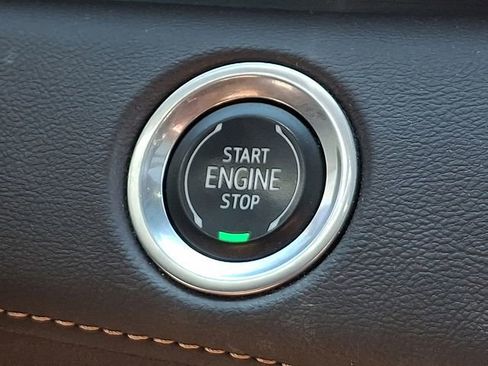 Used 2021 Cadillac Escalade Sport w/ Driver Assist Tech Package AWD/4WD image 25