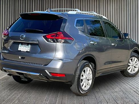 Used 2018 Nissan Rogue SV w/ Premium Package AWD/4WD image 14