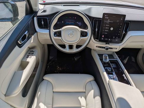 Certified 2026 Volvo XC60 B5 Ultra w/ Protection Package Premier AWD/4WD image 17