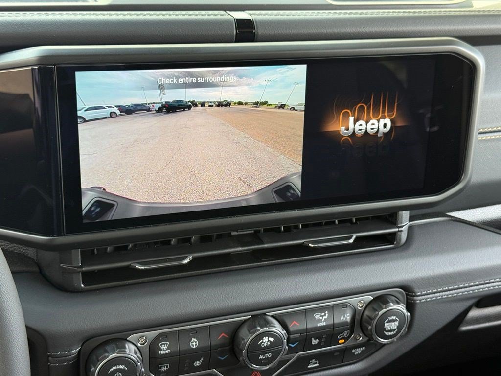 New 2026 Jeep Gladiator Sport AWD/4WD image 19