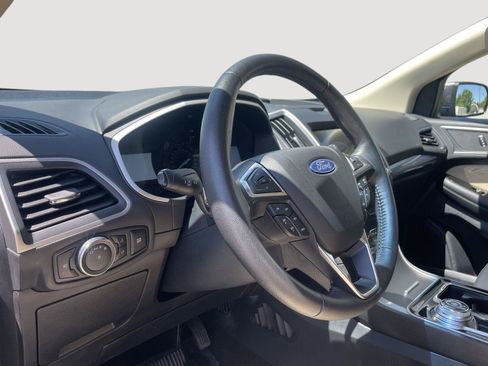 Used 2020 Ford Edge SEL FWD image 20