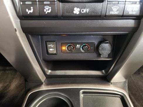 Used 2014 Toyota 4Runner Limited RWD image 19