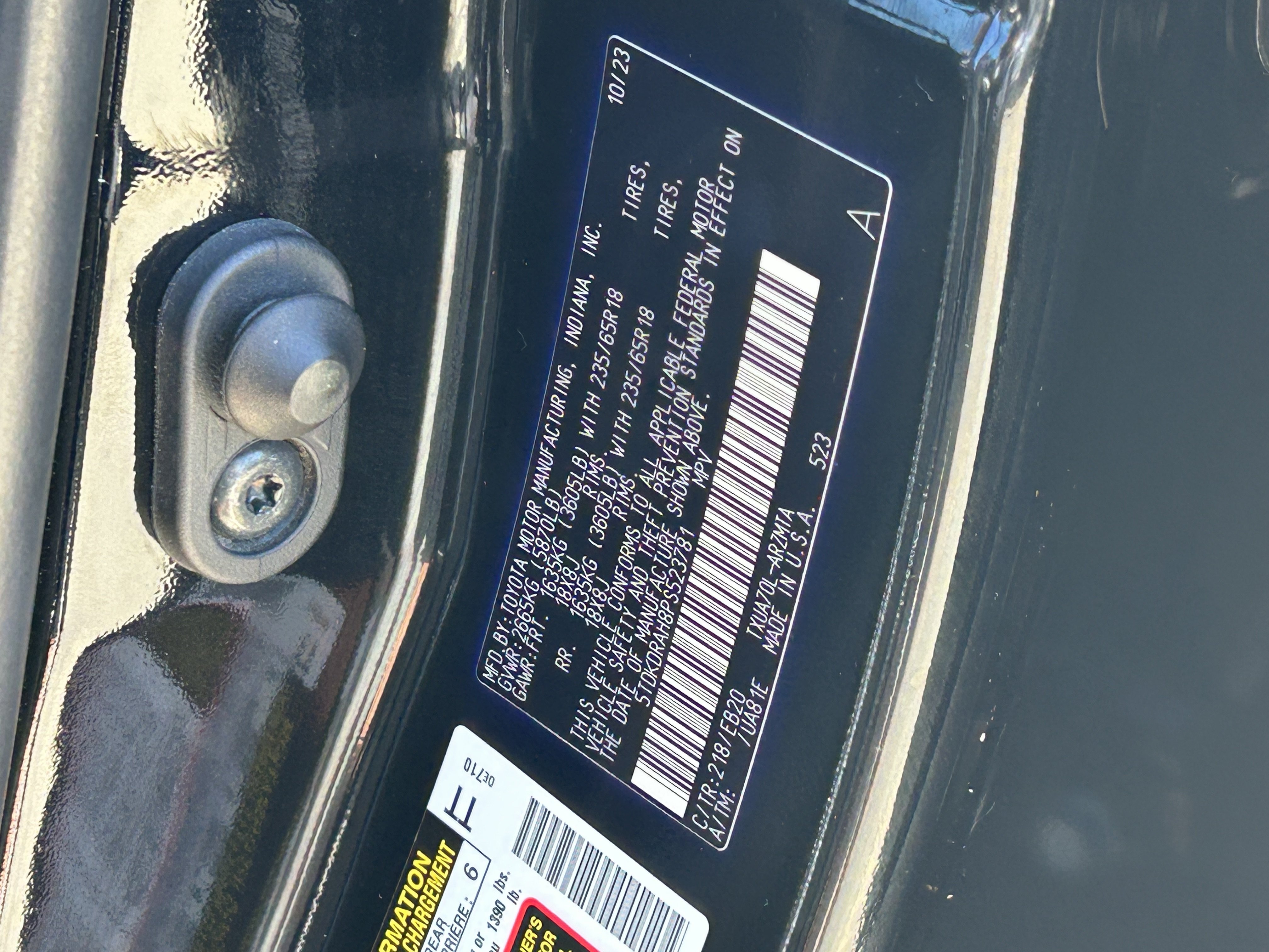 Used 2023 Toyota Highlander XLE FWD image 33