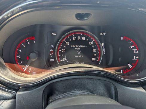 Used 2023 Dodge Durango SXT AWD/4WD image 16