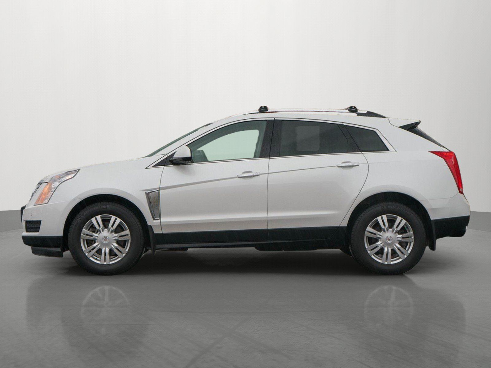 Used 2014 Cadillac SRX Luxury w/ Driver Awareness Package AWD/4WD image 4