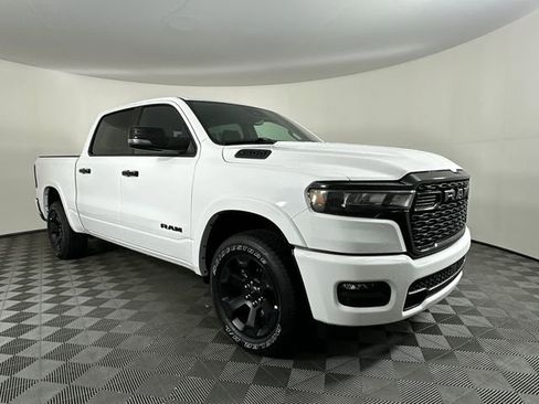 New 2026 RAM 1500 4x4 Crew Cab image 3