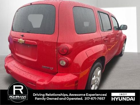 Used 2010 Chevrolet HHR LT image 5