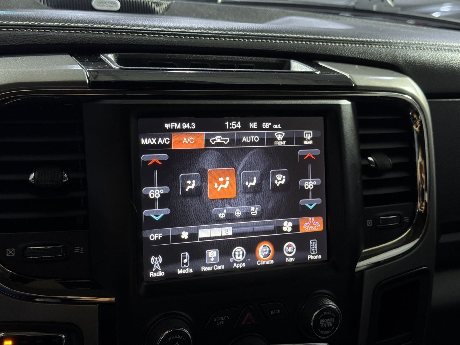 Used 2016 RAM 1500 Sport w/ Convenience Group AWD/4WD image 17