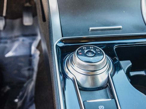 Used 2020 Ford Edge SEL w/ Convenience Package image 23