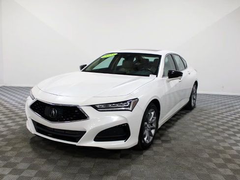 Used 2023 Acura TLX image 2