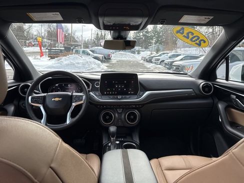 Used 2024 Chevrolet Blazer Premier w/ Driver Confidence II Package image 21